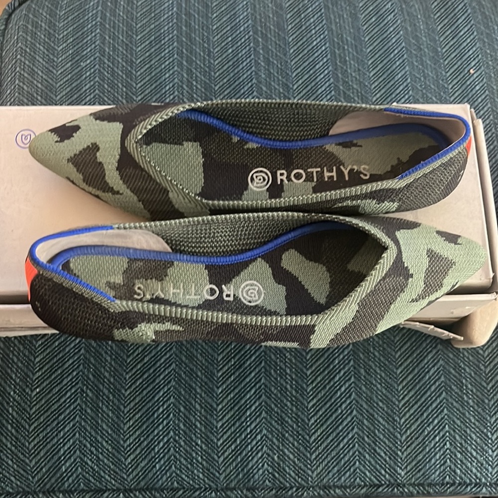 Rothy’s Camo Points With Orange Stripe - image 3